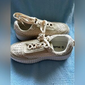 Mudd Cream Sneakers with Perforated Design